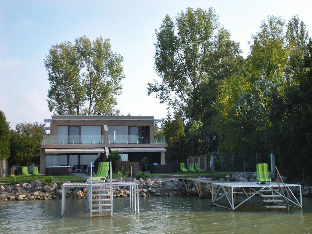 Aba Sea House Villa Balatonszarszo Værelse billede
